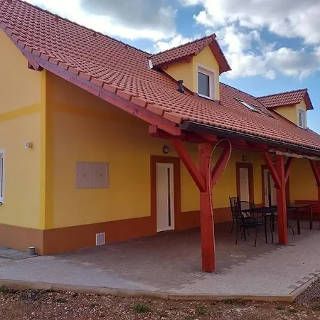 Apartma Pro Hosty Ve Starem Dvore C. 2 Třemošnice